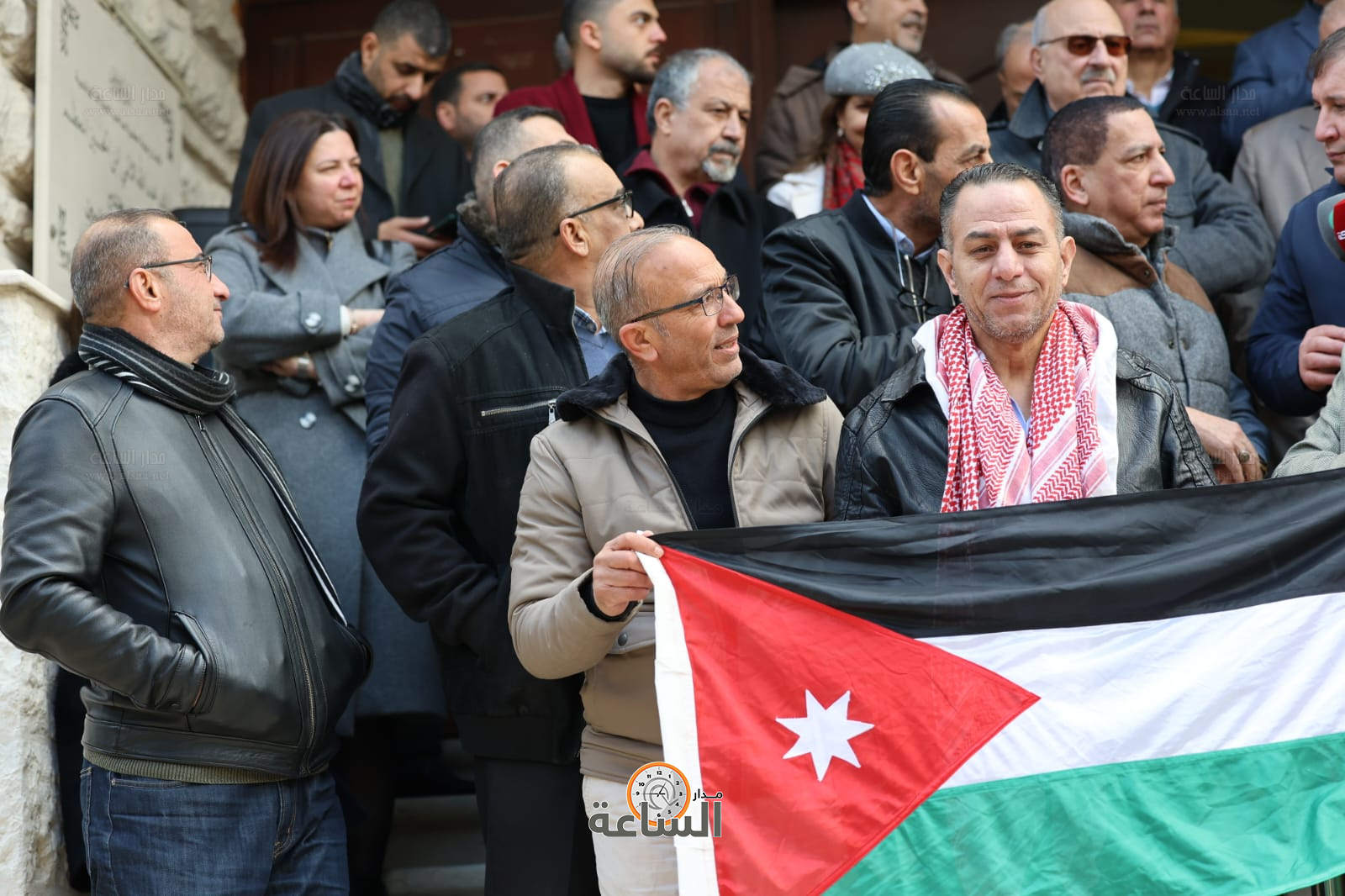 Madar Al-Saa Images 0.5131654928584799