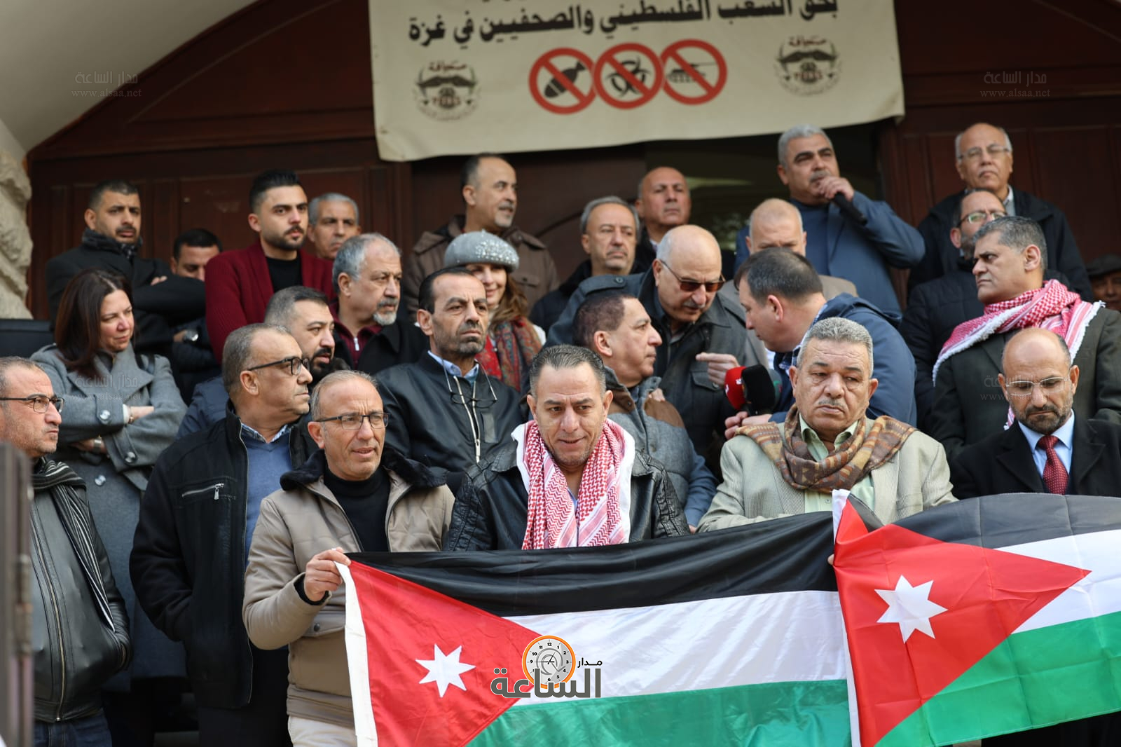 Madar Al-Saa Images 0.637733645241249