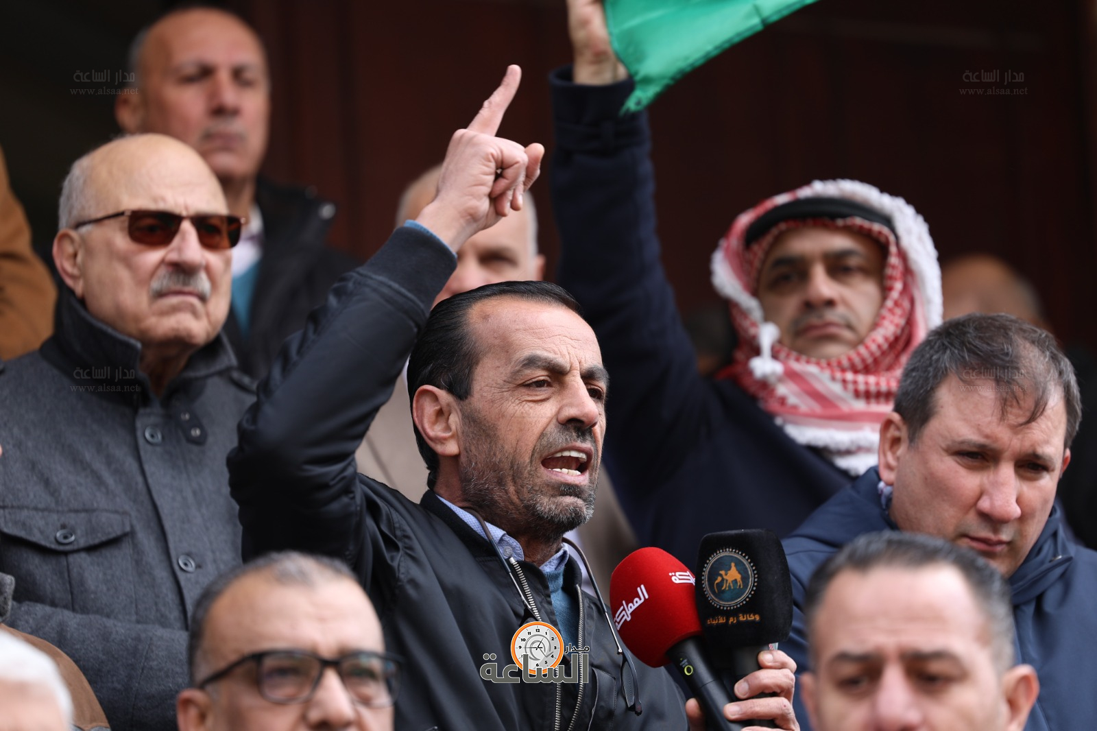 Madar Al-Saa Images 0.7279872496075508