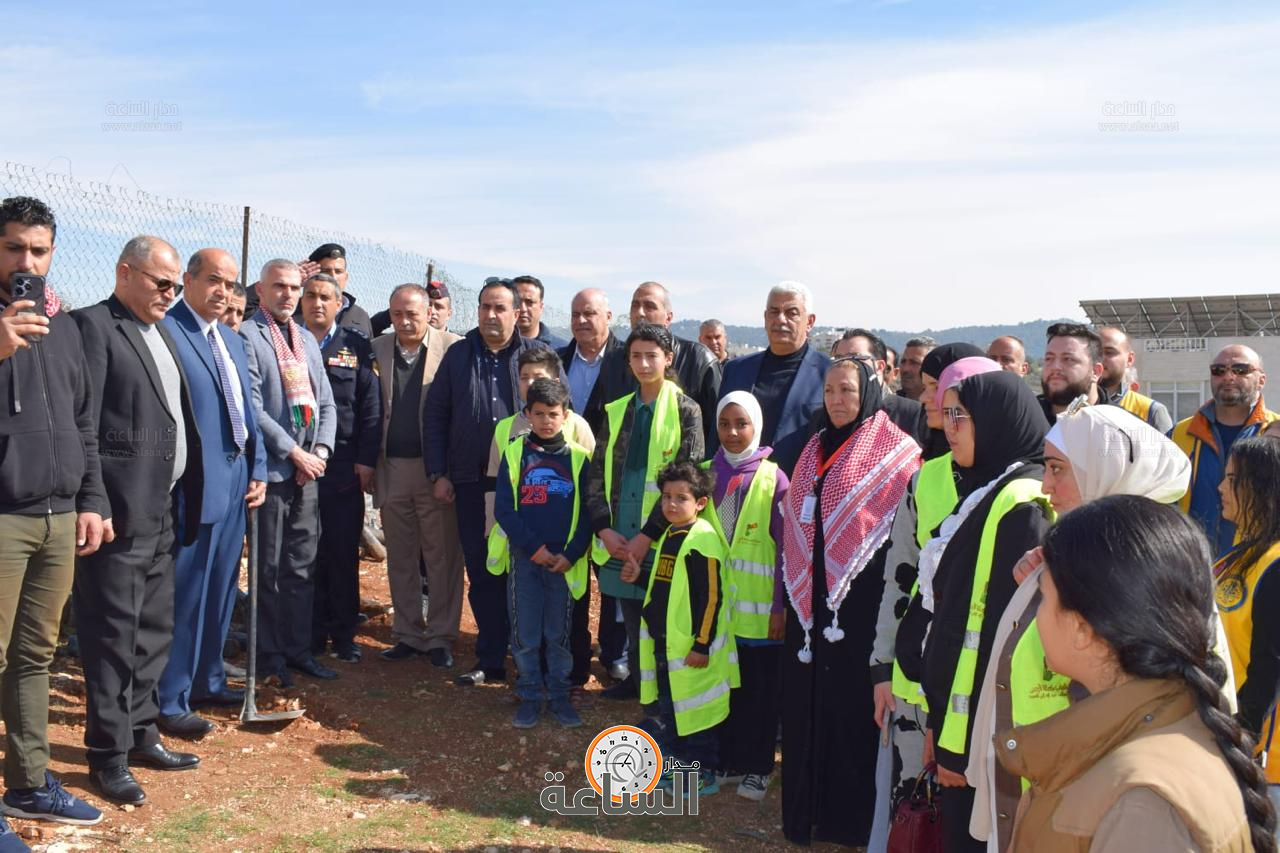 Madar Al-Saa Images 0.8031742952273633