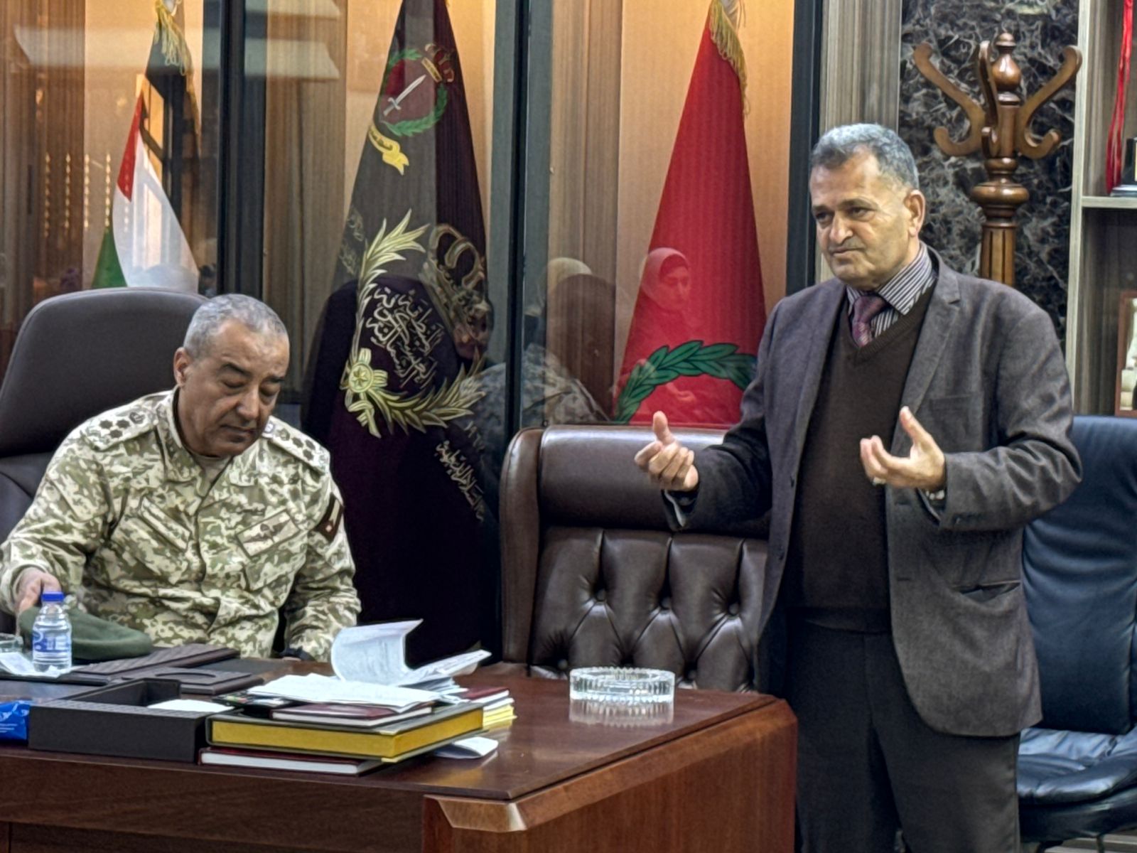 Madar Al-Saa Images 0.289179765151776