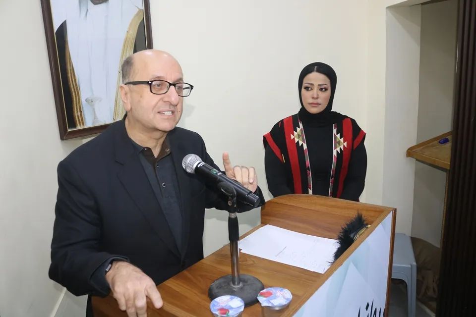 Madar Al-Saa Images 0.06407451455802726