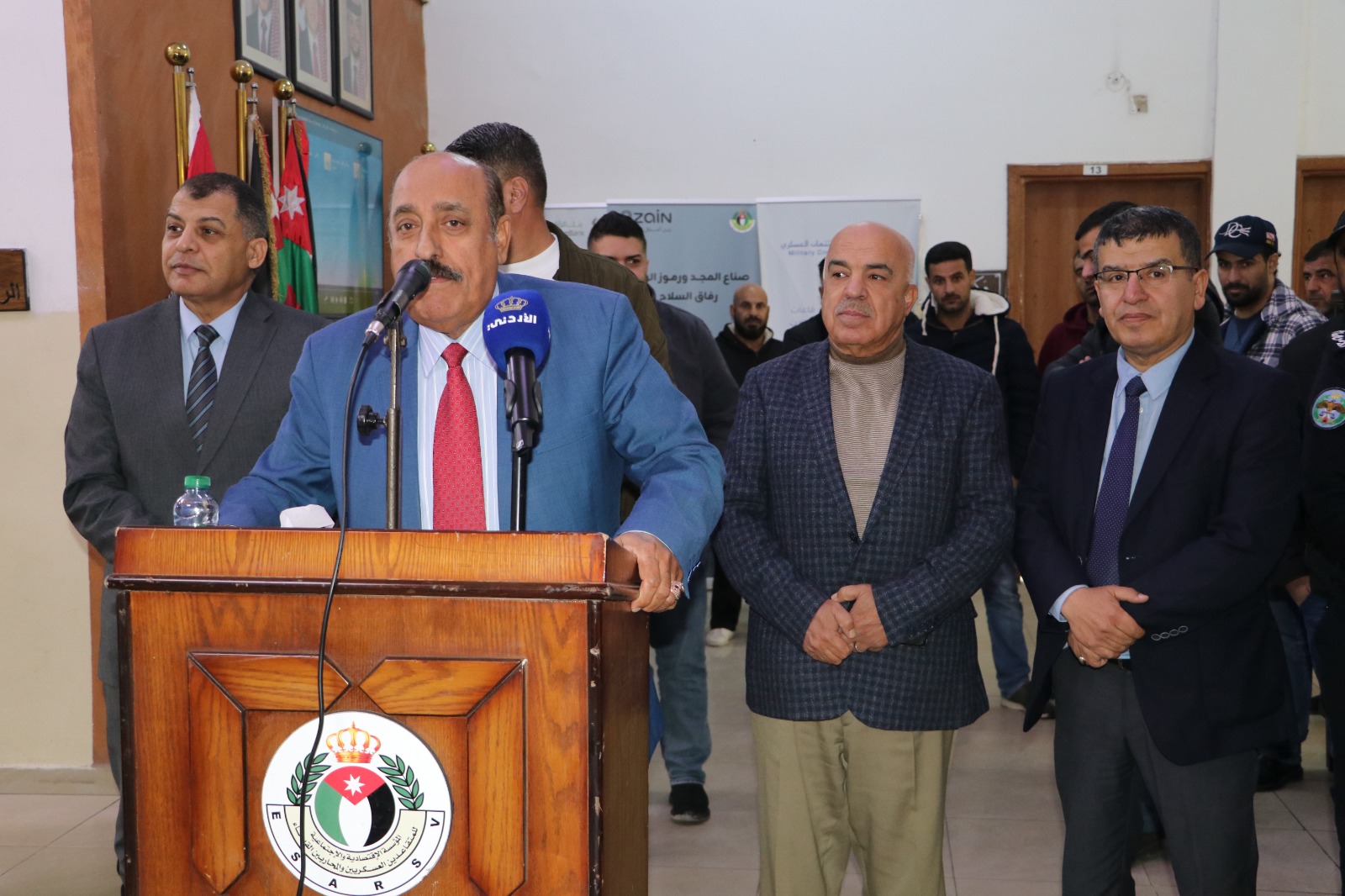 Madar Al-Saa Images 0.43325438520008897