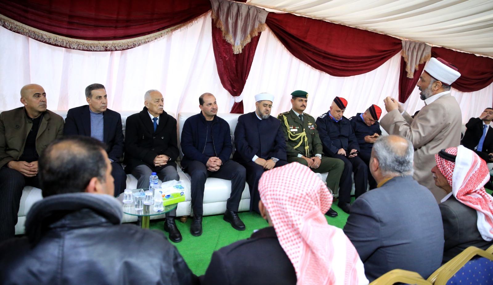 Madar Al-Saa Images 0.8715424665154845