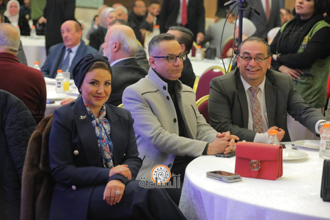 Madar Al-Saa Images 0.898009671398271