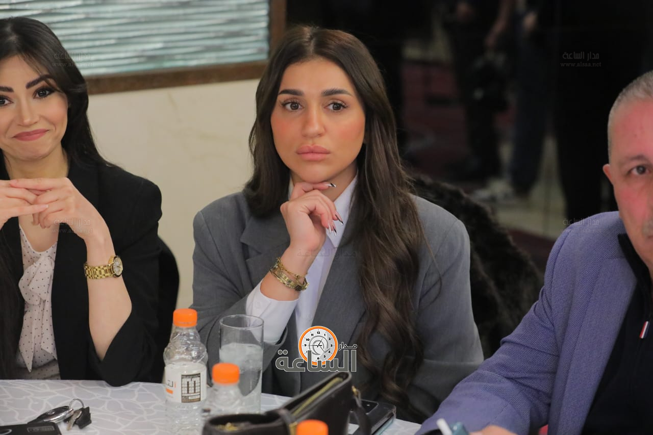 Madar Al-Saa Images 0.00894349695634844