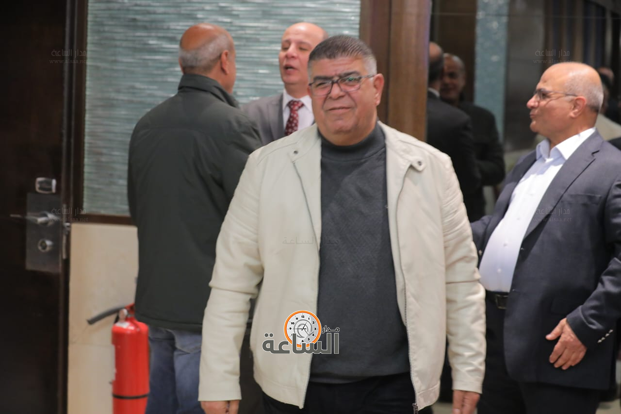 Madar Al-Saa Images 0.10891806462726206