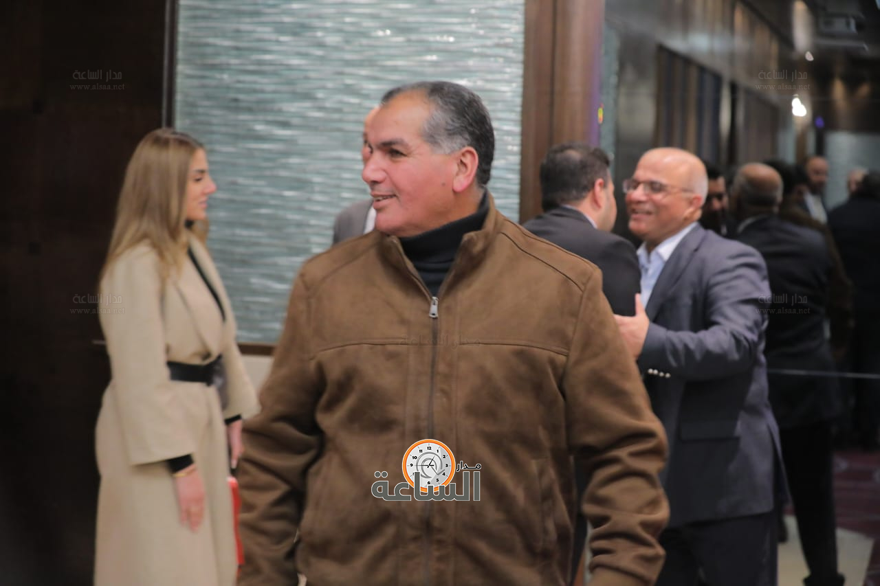 Madar Al-Saa Images 0.15430691765659255