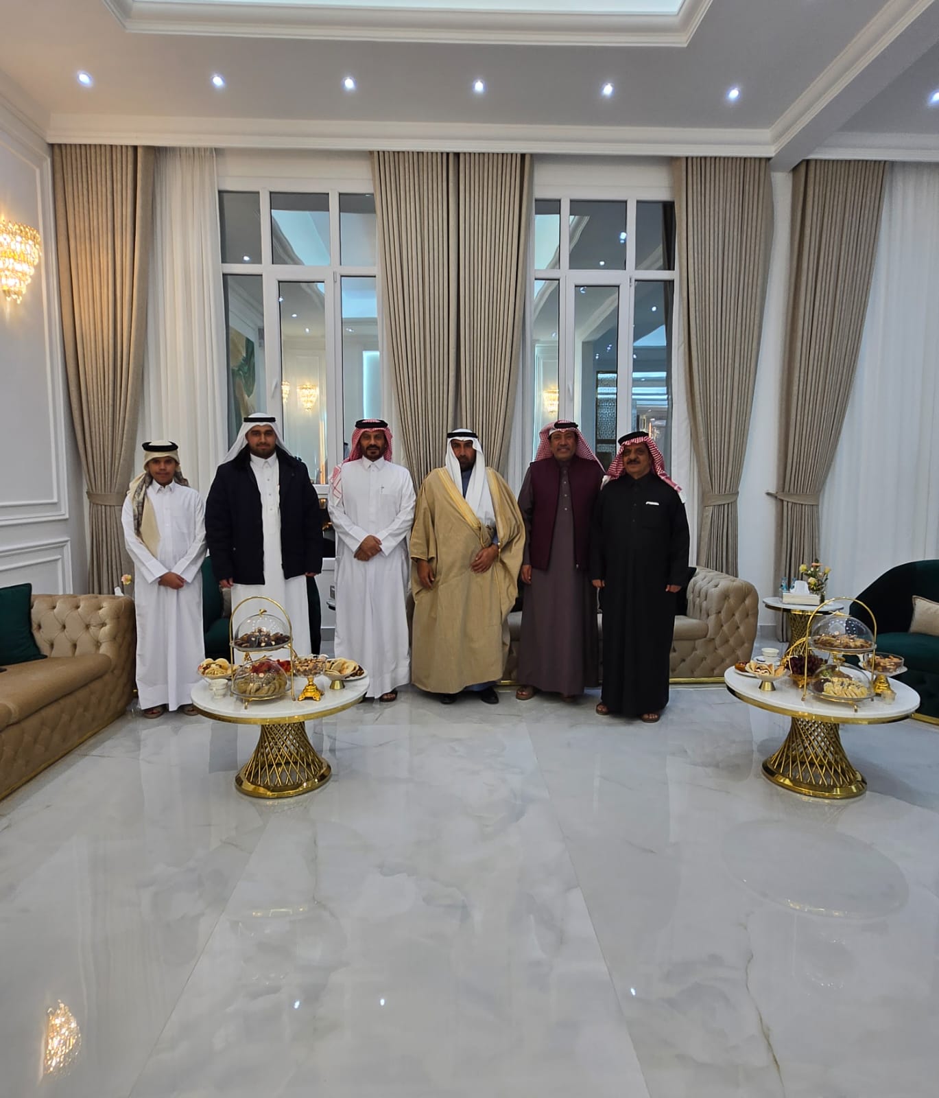 Madar Al-Saa Images 0.5317368006945213