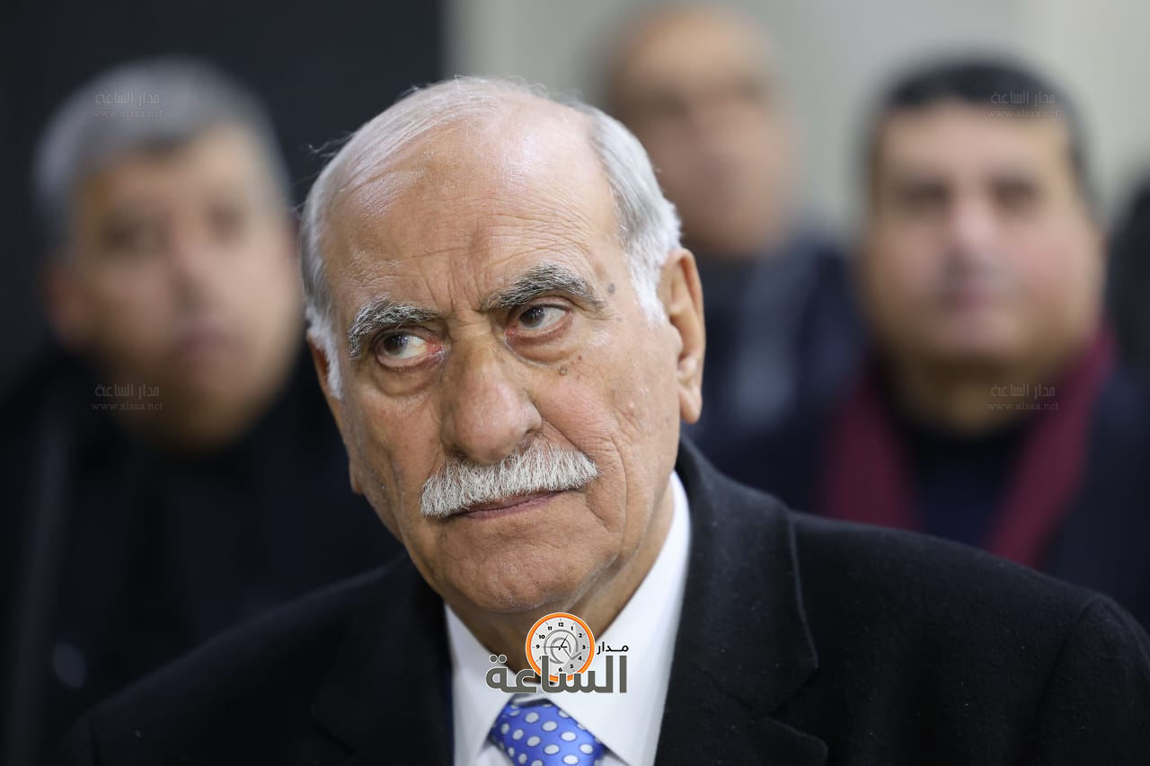 Madar Al-Saa Images 0.8827558975285357