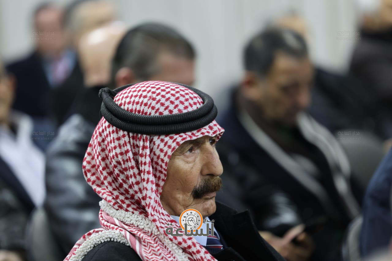 Madar Al-Saa Images 0.874104693433416