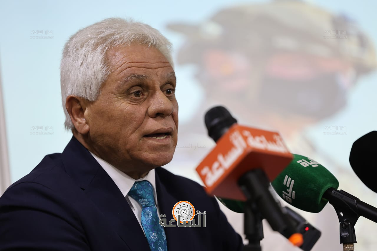 Madar Al-Saa Images 0.03520670324073616