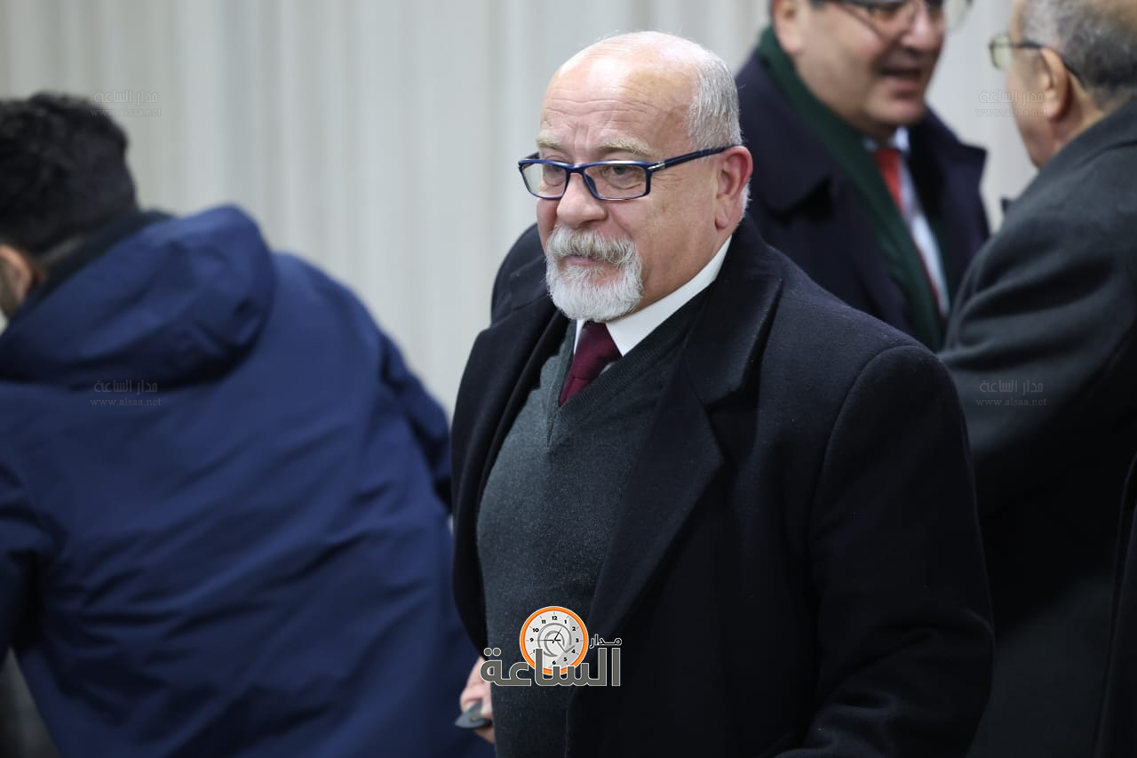 Madar Al-Saa Images 0.7600020996519168