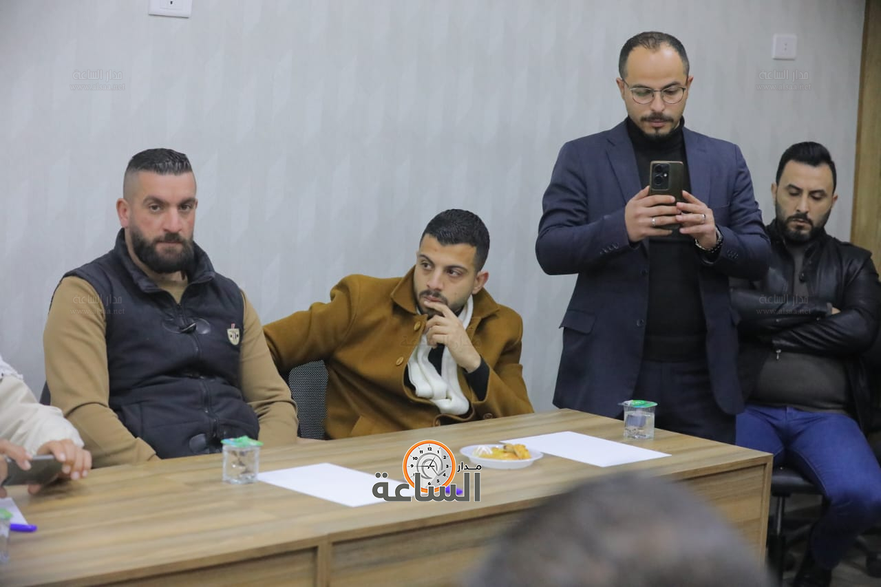 Madar Al-Saa Images 0.8901544040885279