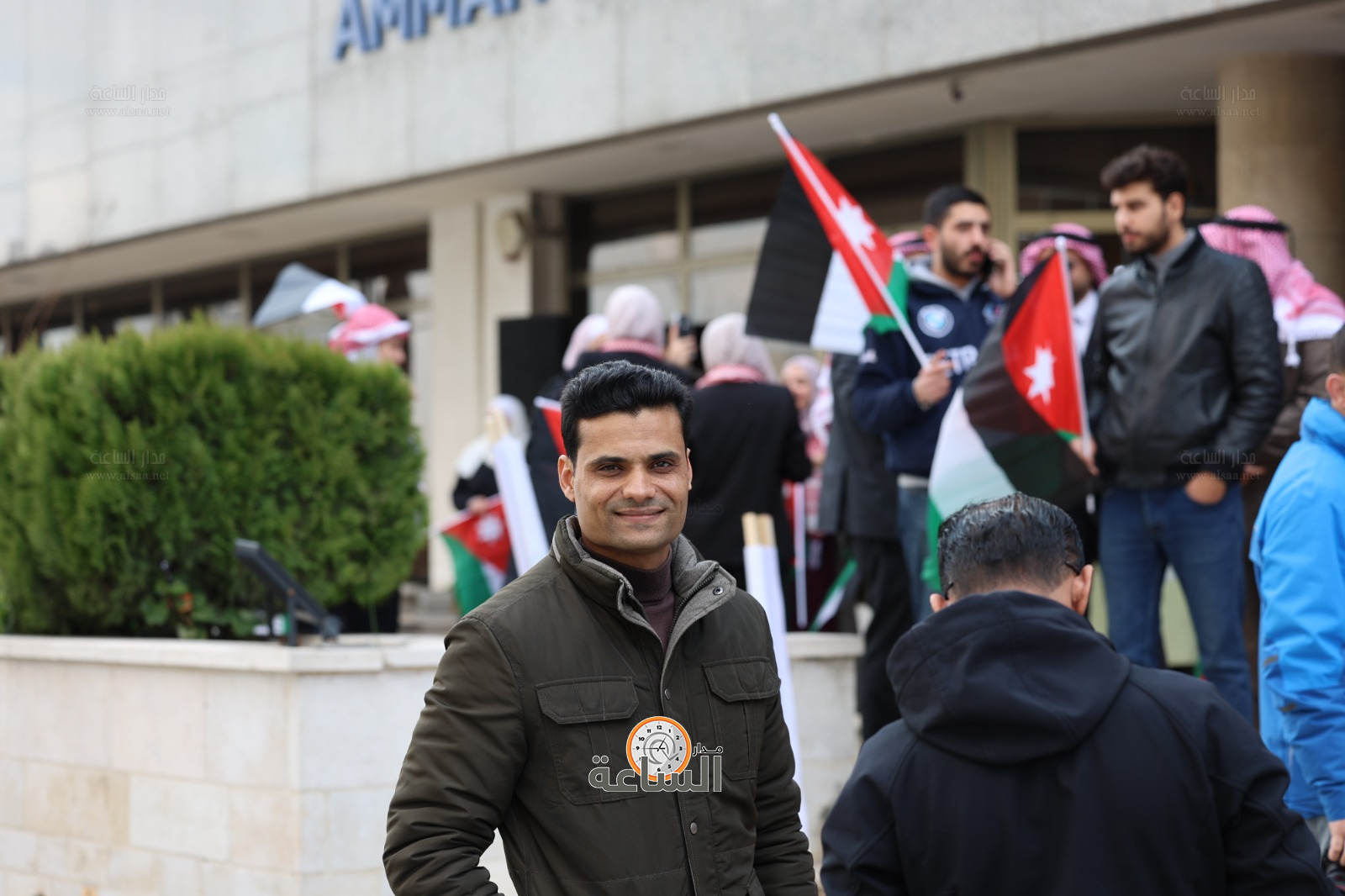 Madar Al-Saa Images 0.4946437420072709