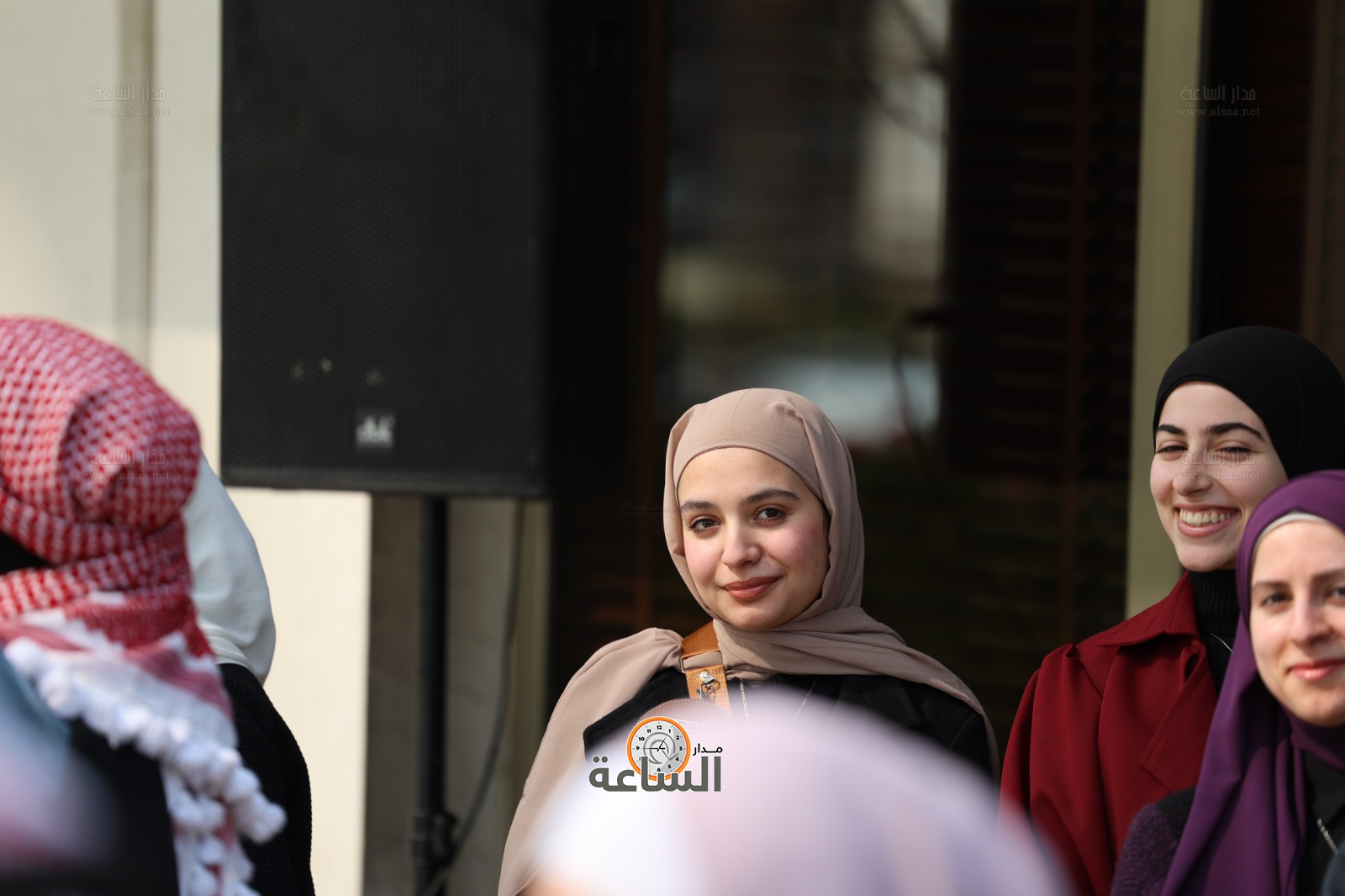 Madar Al-Saa Images 0.12311342026665173