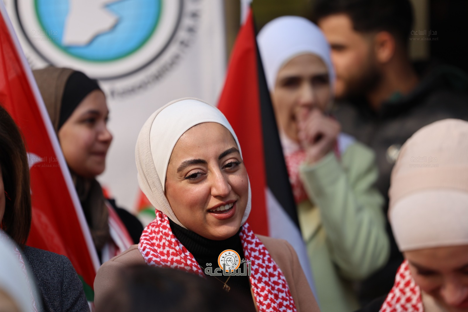 Madar Al-Saa Images 0.3226542309185123