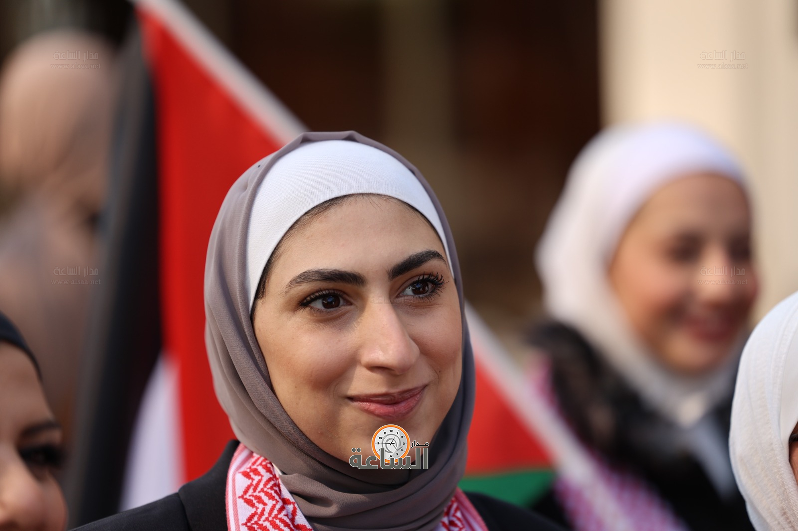 Madar Al-Saa Images 0.8734334087427529