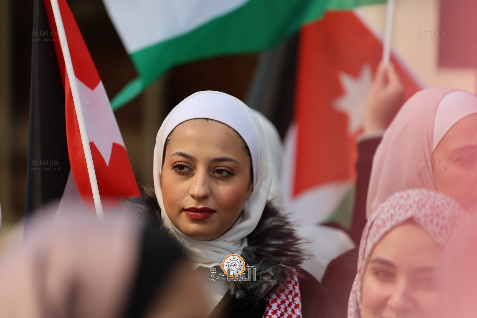 Madar Al-Saa Images 0.1764709492673886