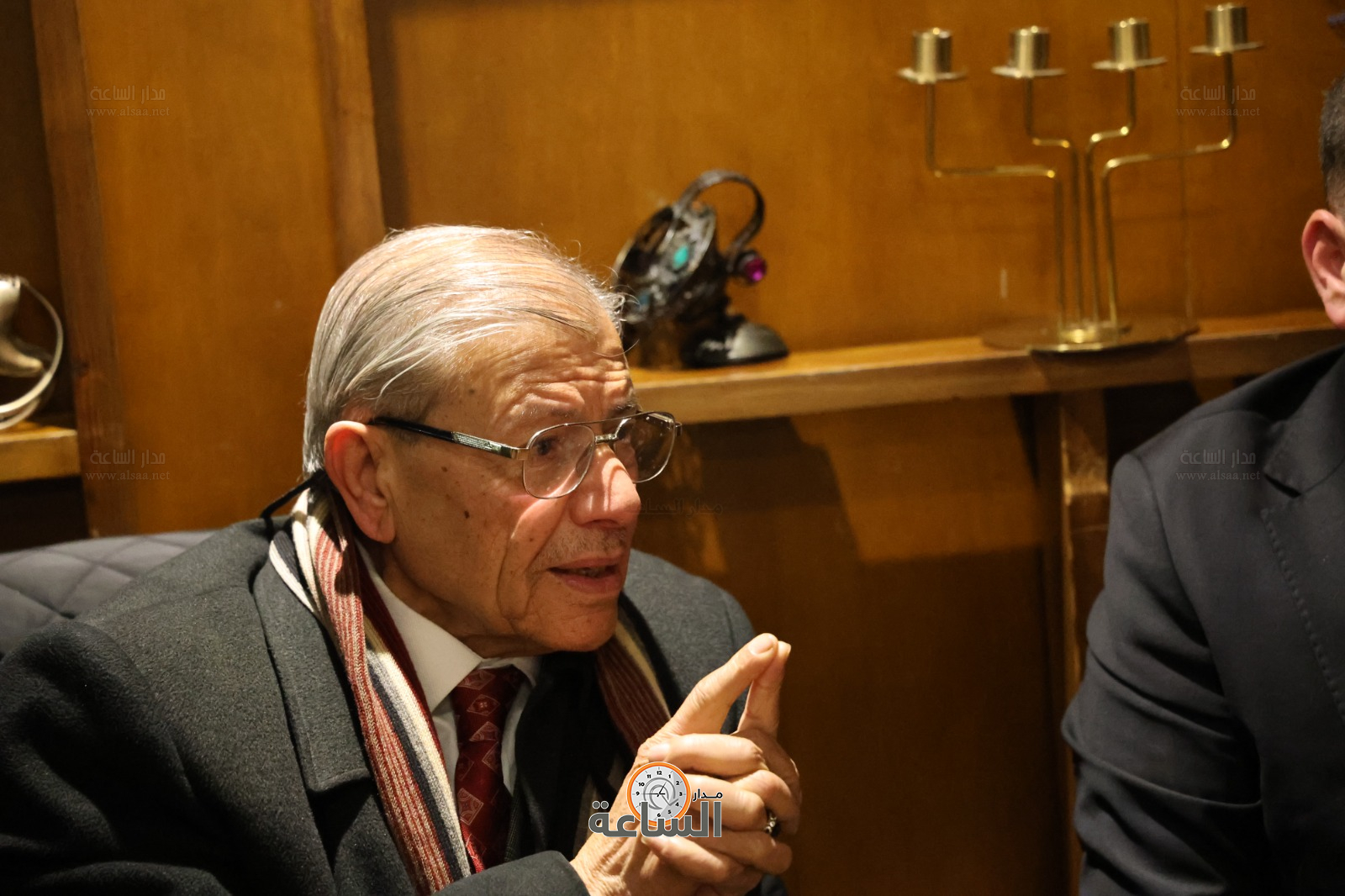 Madar Al-Saa Images 0.5165443387592037