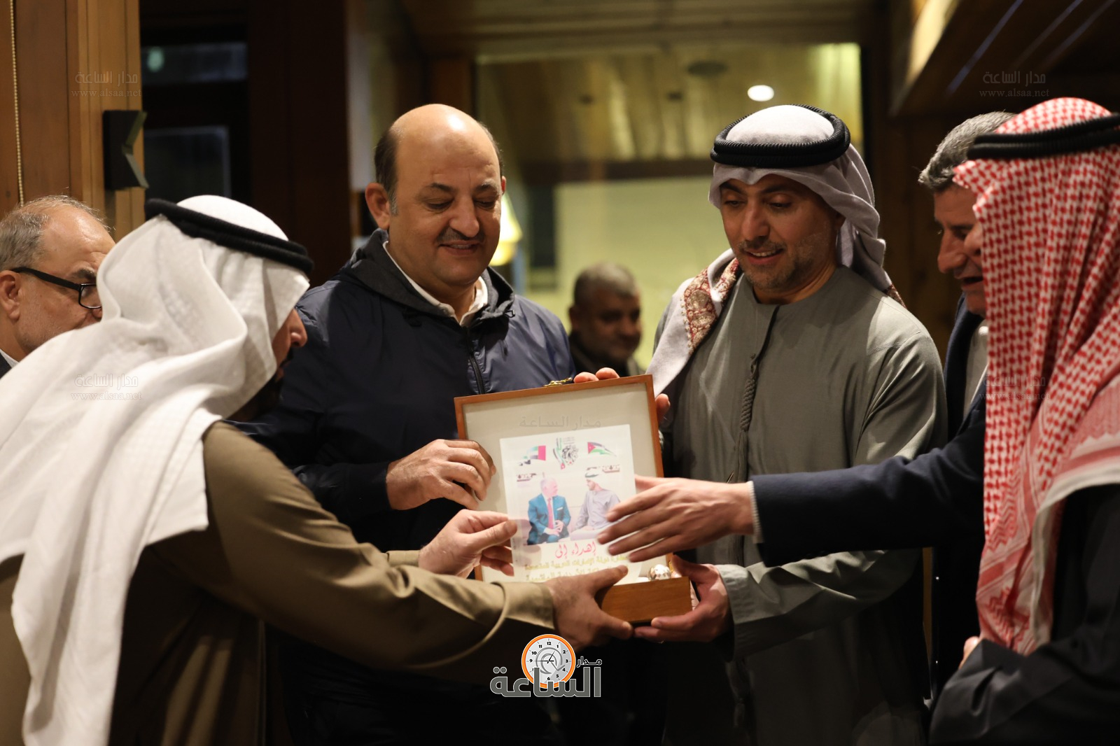 Madar Al-Saa Images 0.34381987974331385