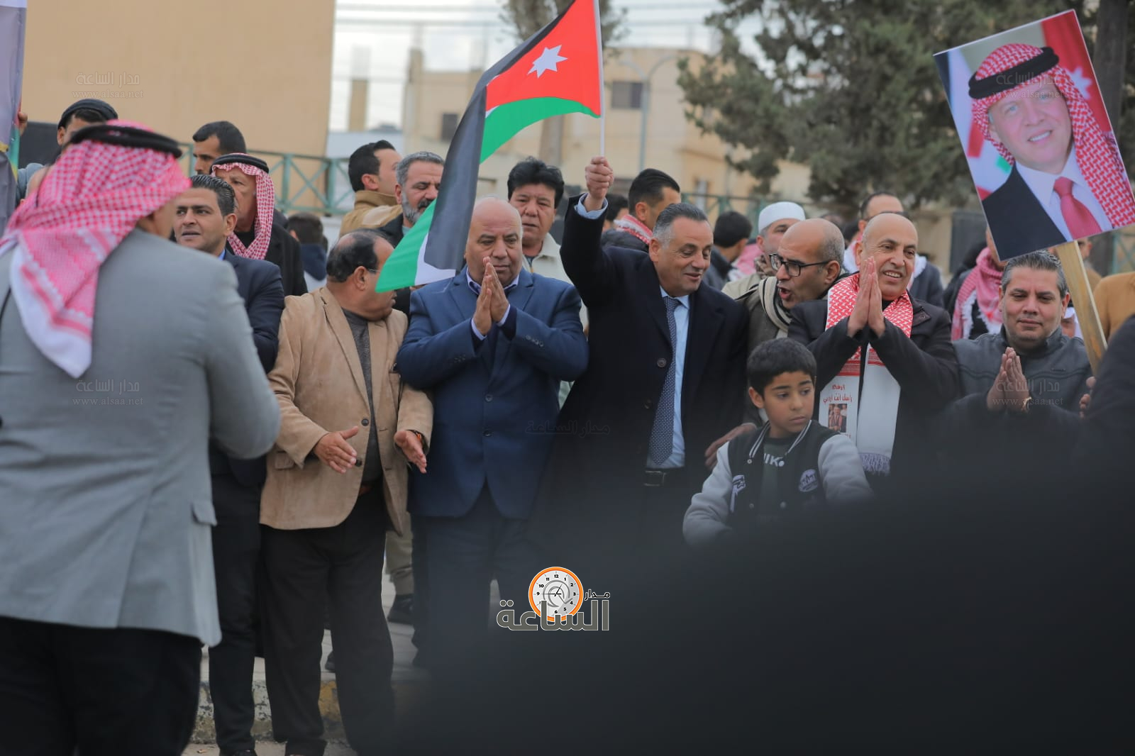 Madar Al-Saa Images 0.032743830584070155