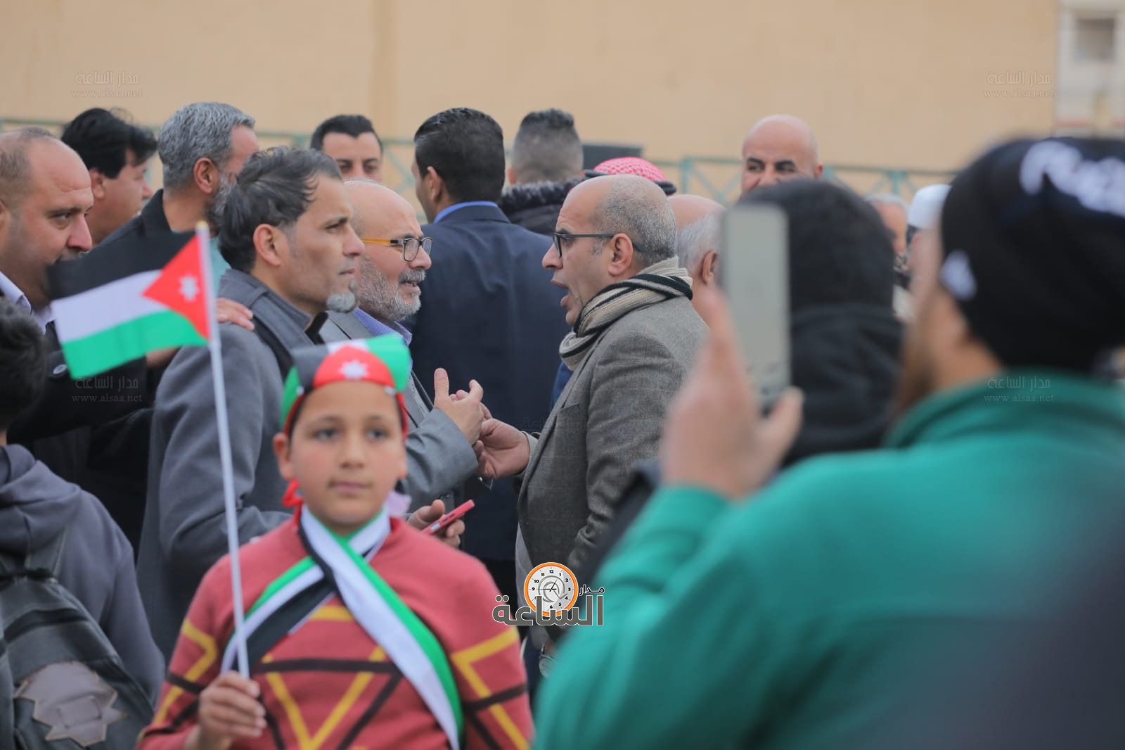 Madar Al-Saa Images 0.7301317808969501