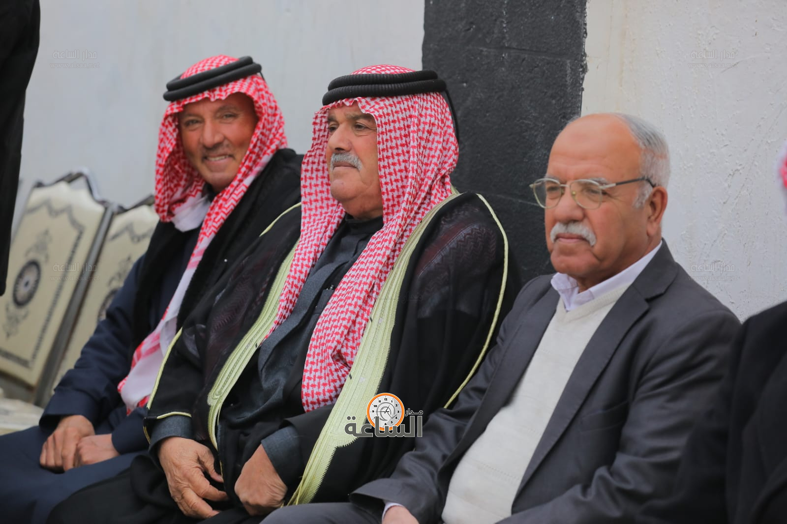 Madar Al-Saa Images 0.418778372123799