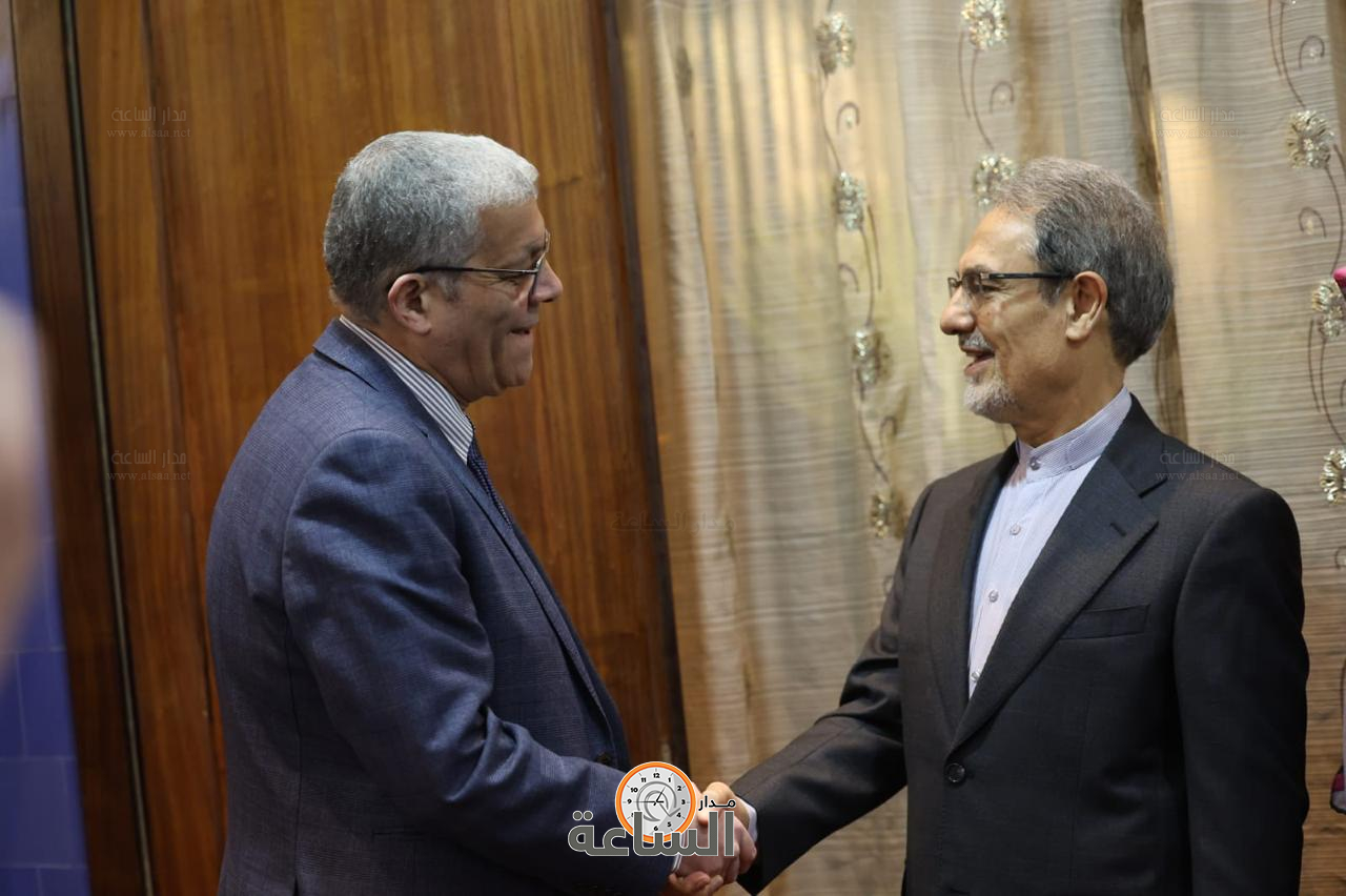 Madar Al-Saa Images 0.48824654575323767