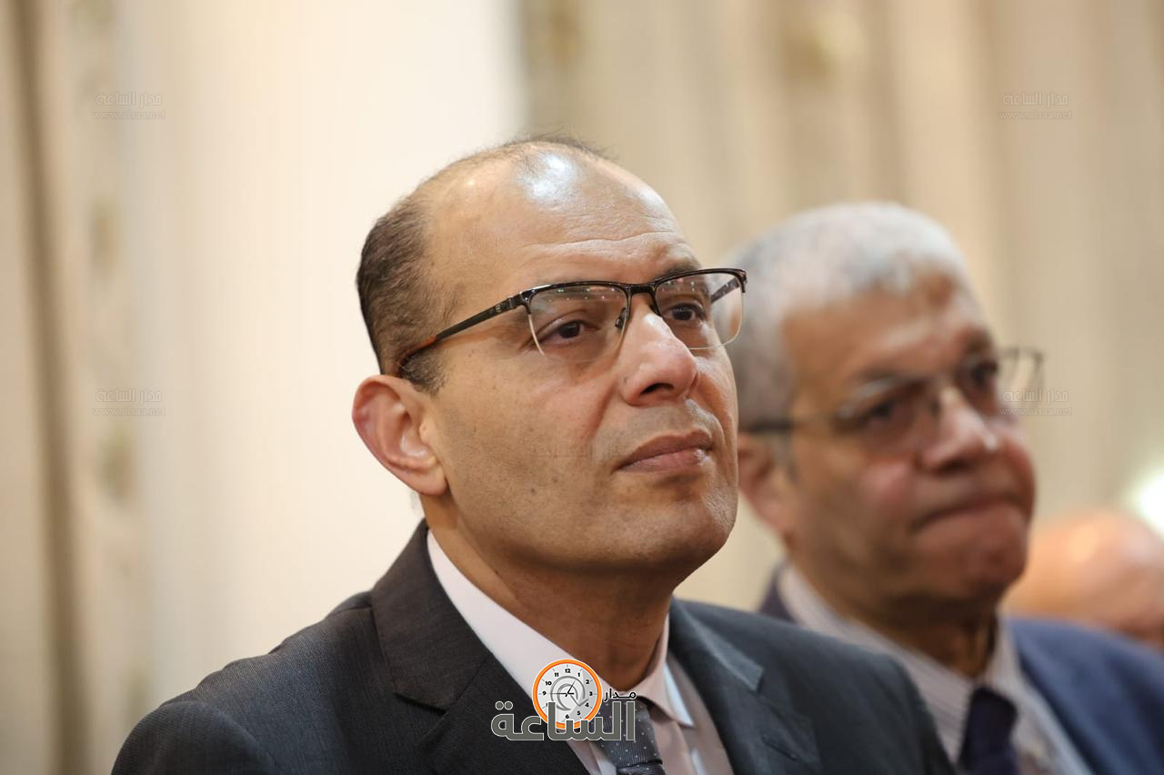 Madar Al-Saa Images 0.4220895612329669