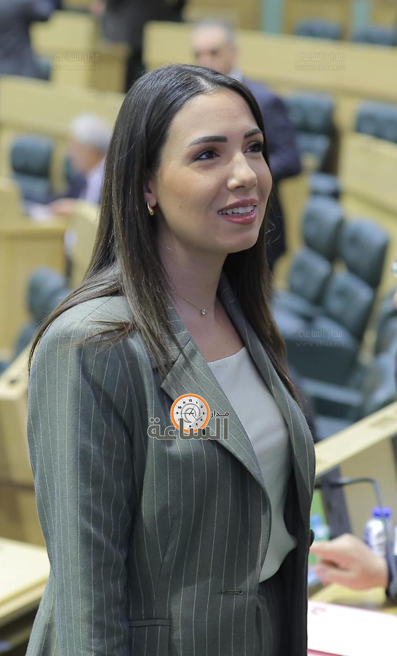 Madar Al-Saa Images 0.1268445151404196