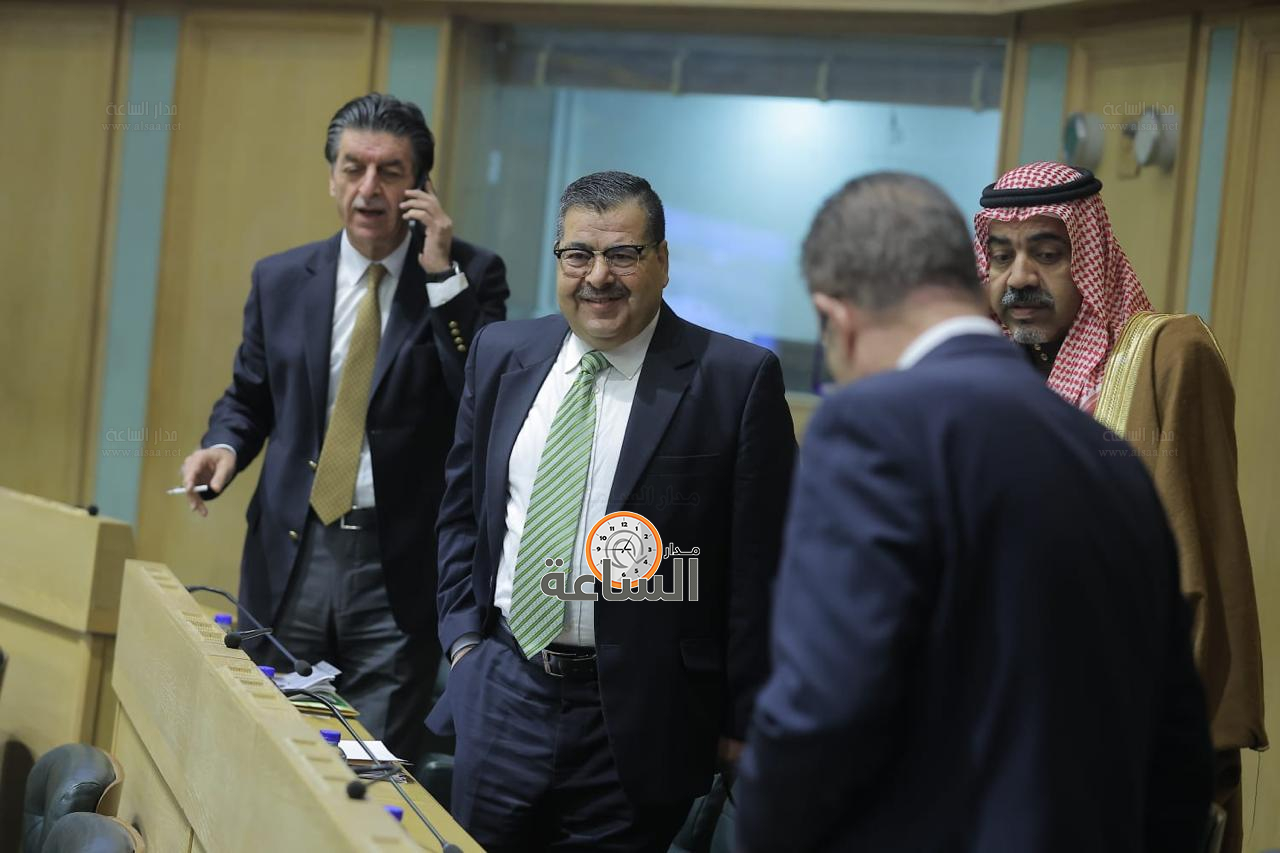 Madar Al-Saa Images 0.23519310799811377