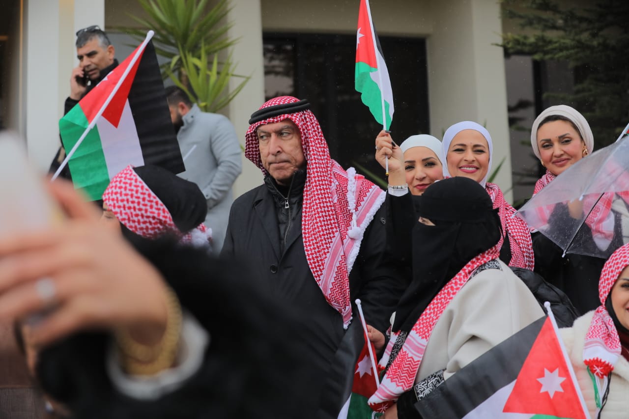 Madar Al-Saa Images 0.852210719820518