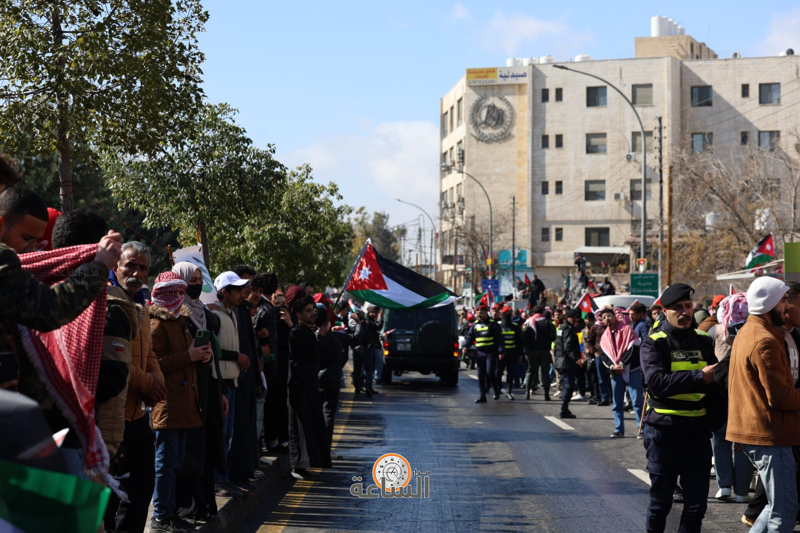 Madar Al-Saa Images 0.8955451815099837