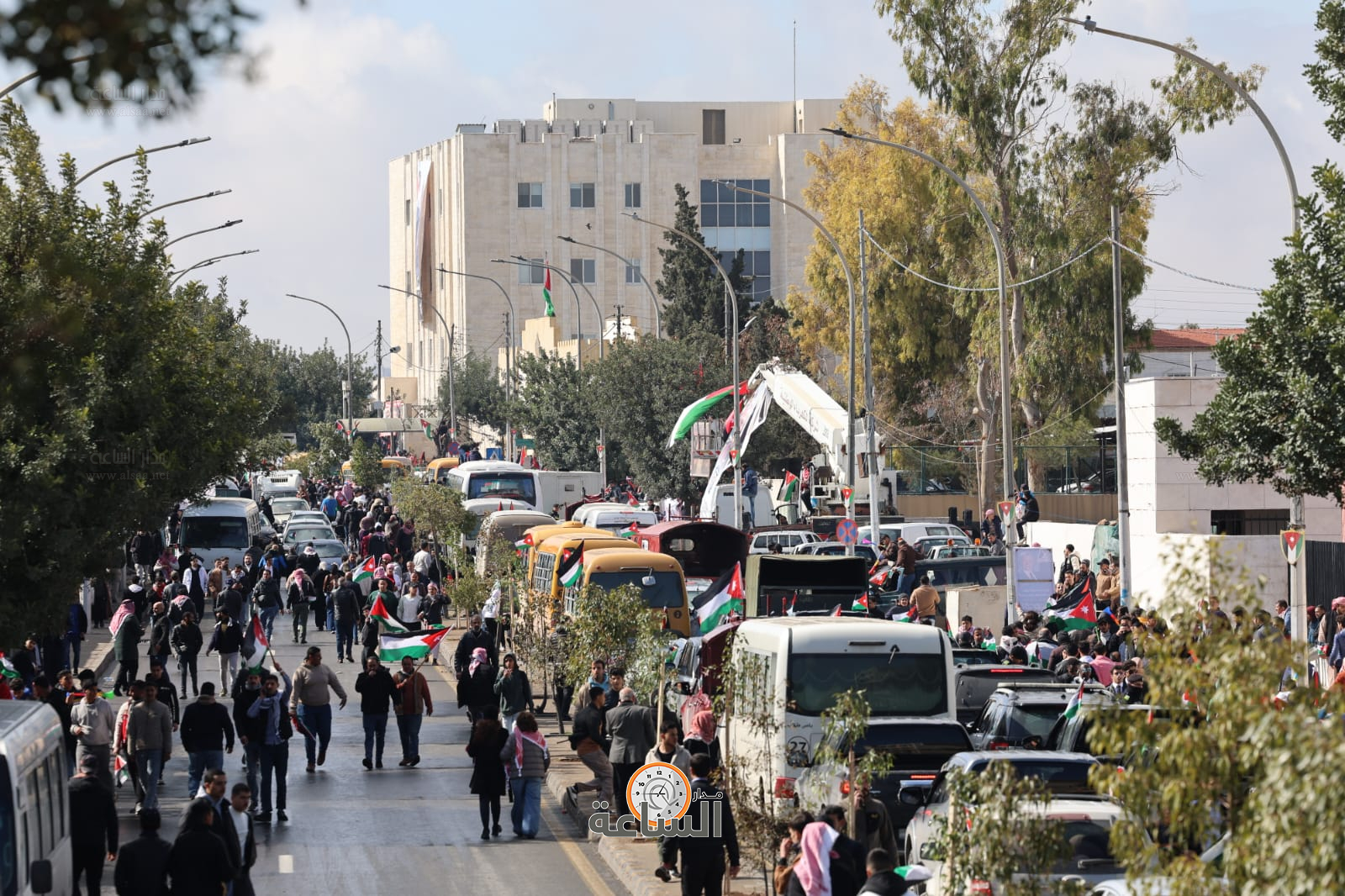 Madar Al-Saa Images 0.9875064159810834