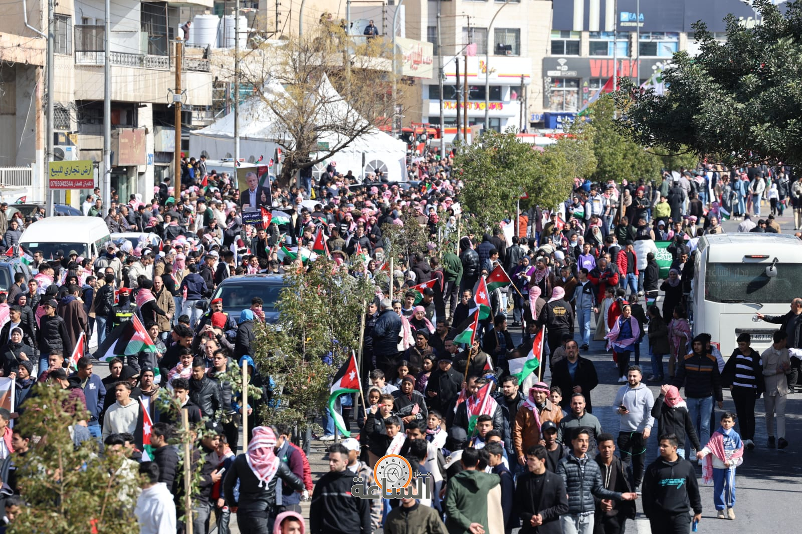 Madar Al-Saa Images 0.3963556361867864