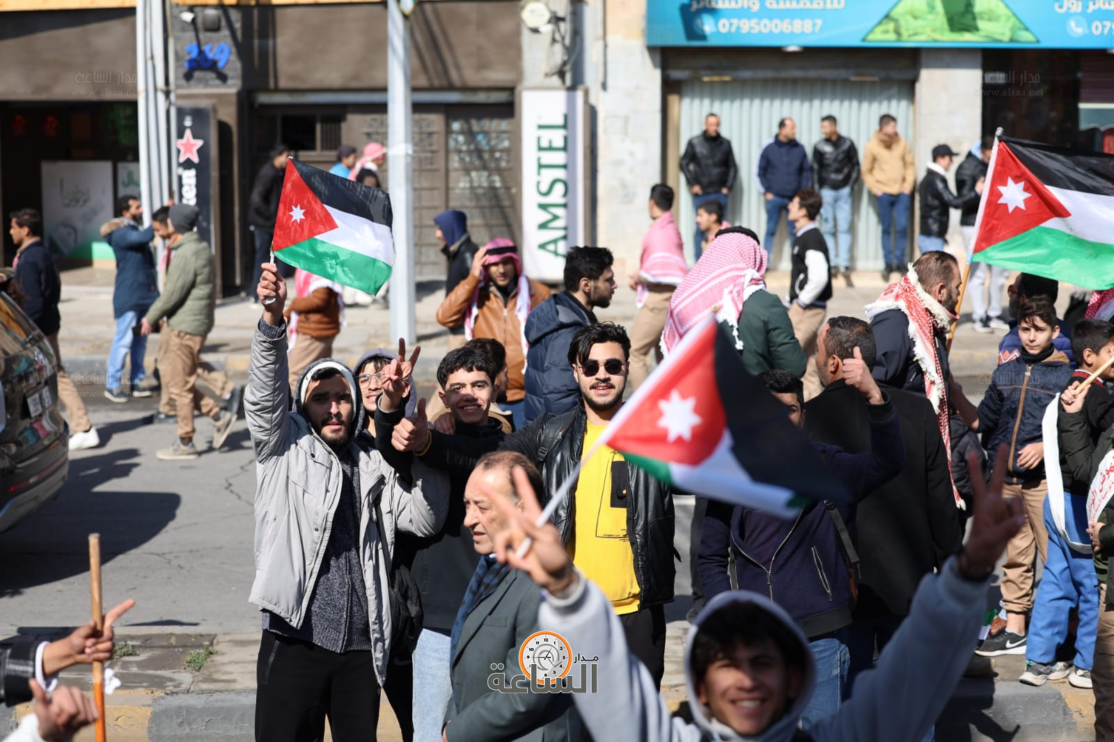 Madar Al-Saa Images 0.18895139984340759