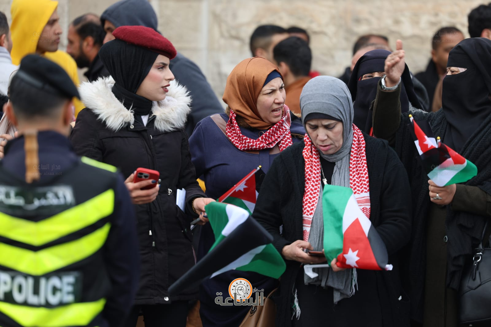 Madar Al-Saa Images 0.7800226018321847