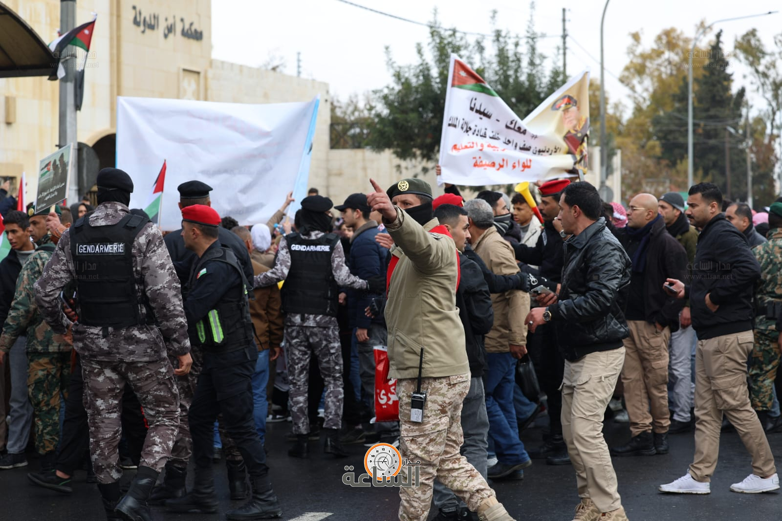 Madar Al-Saa Images 0.14746028927944166