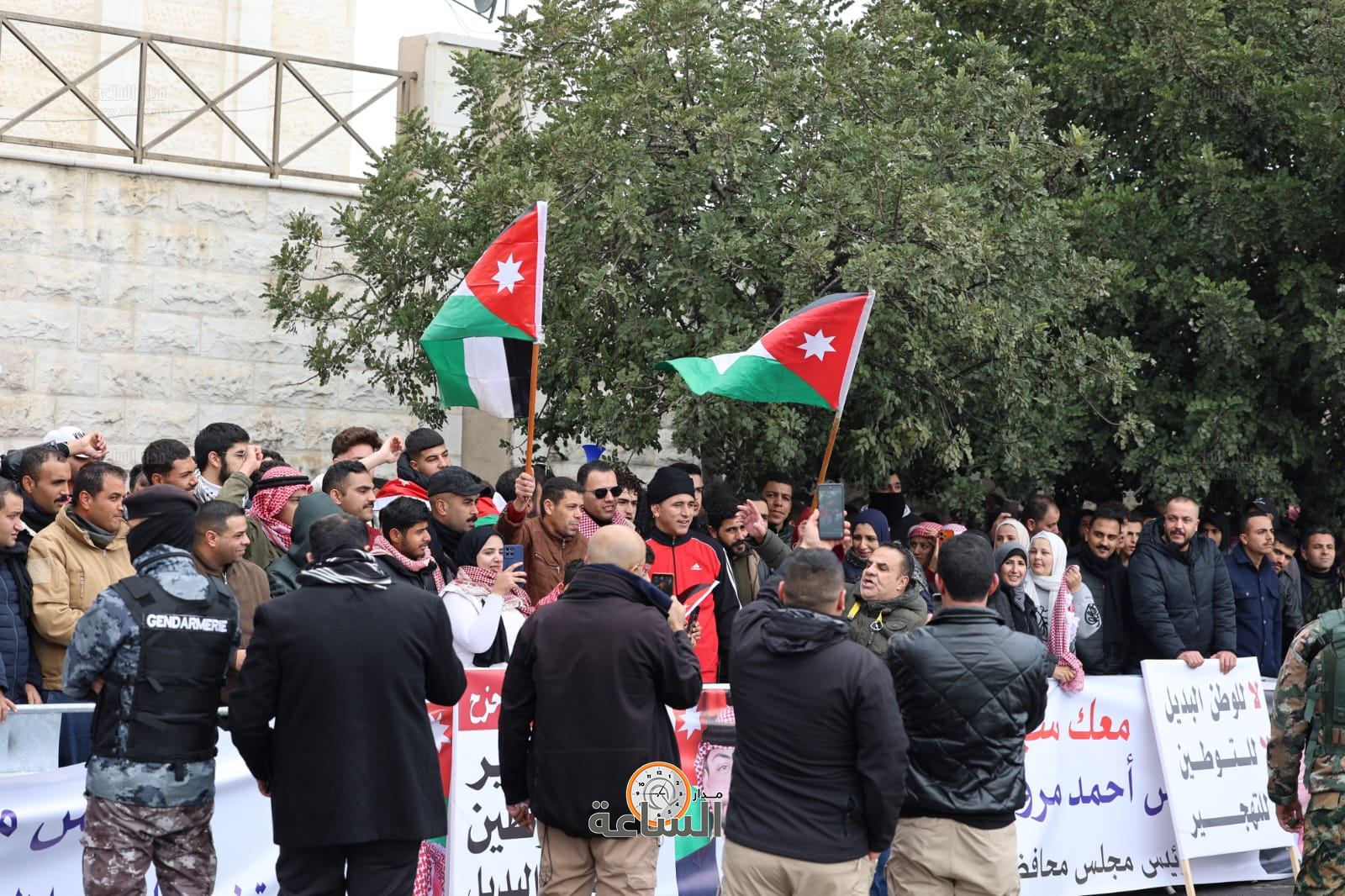 Madar Al-Saa Images 0.0451936678739675