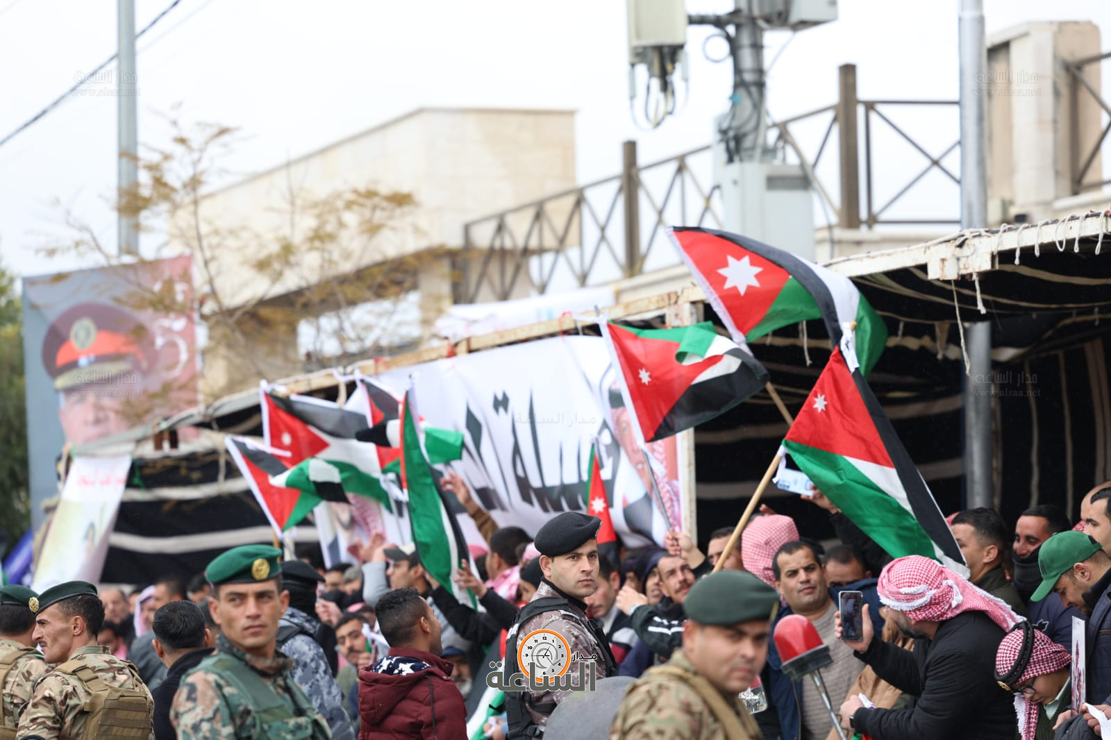 Madar Al-Saa Images 0.8216986227204606