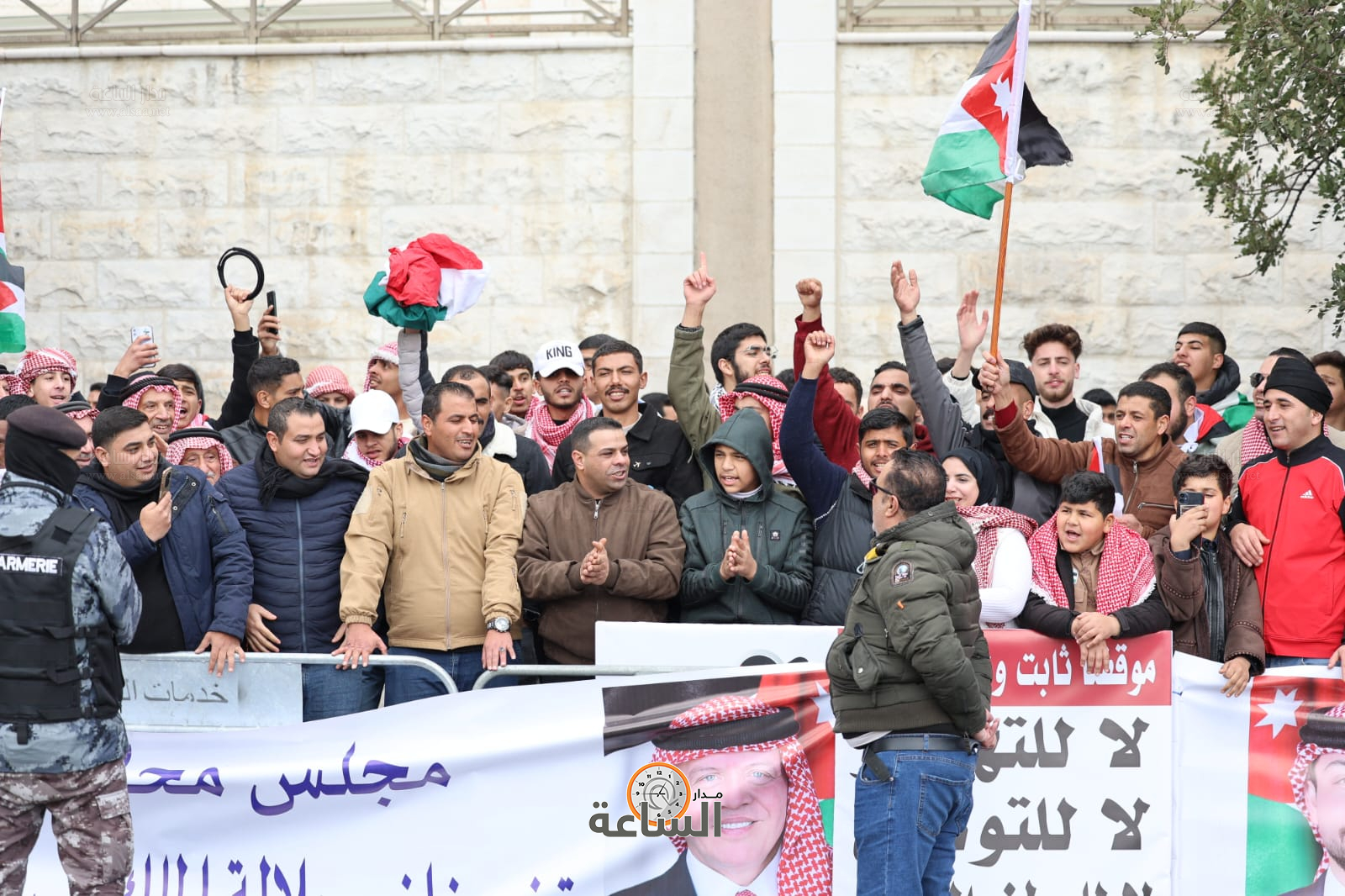 Madar Al-Saa Images 0.5126065820012542