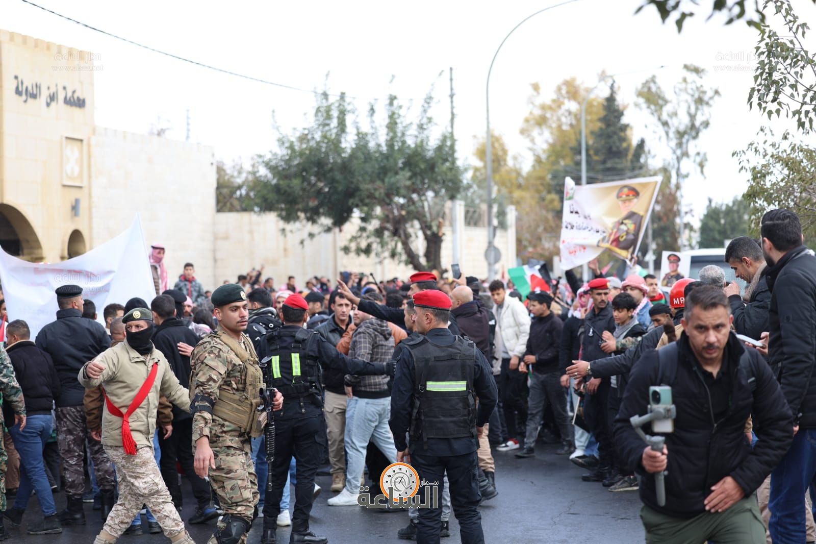 Madar Al-Saa Images 0.19276603800530379