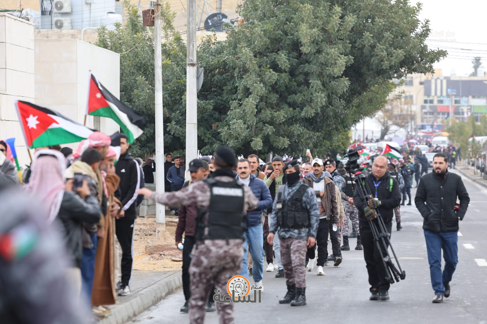 Madar Al-Saa Images 0.857420898790547