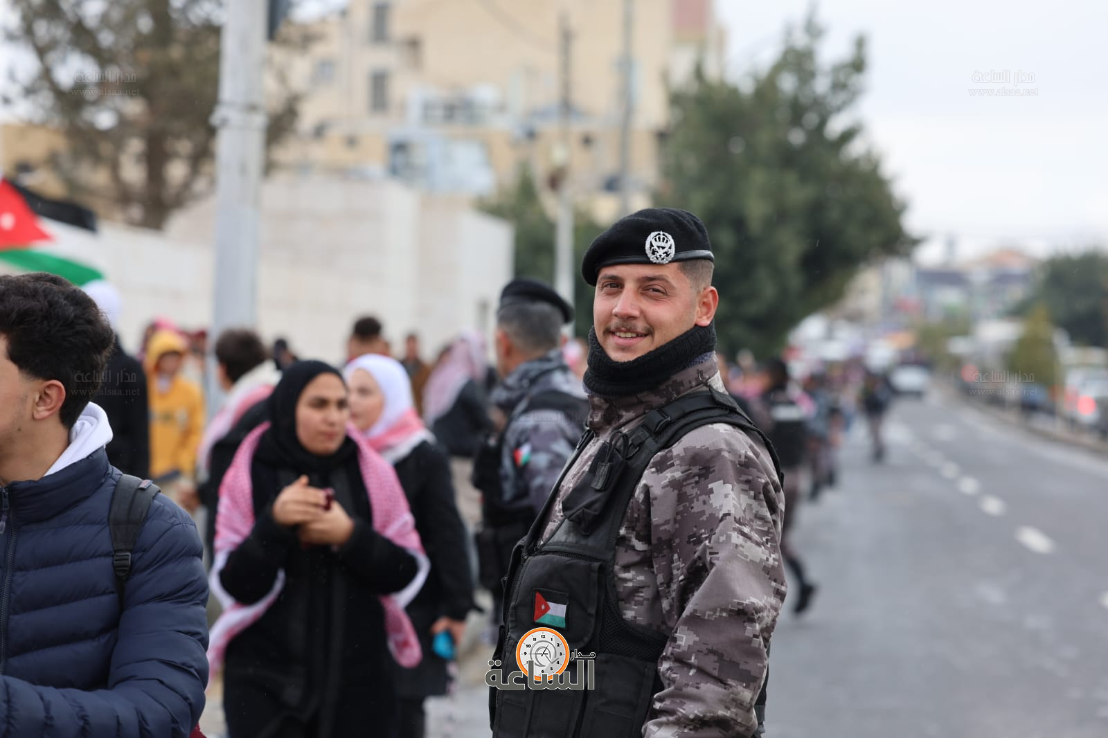 Madar Al-Saa Images 0.8374424380985672