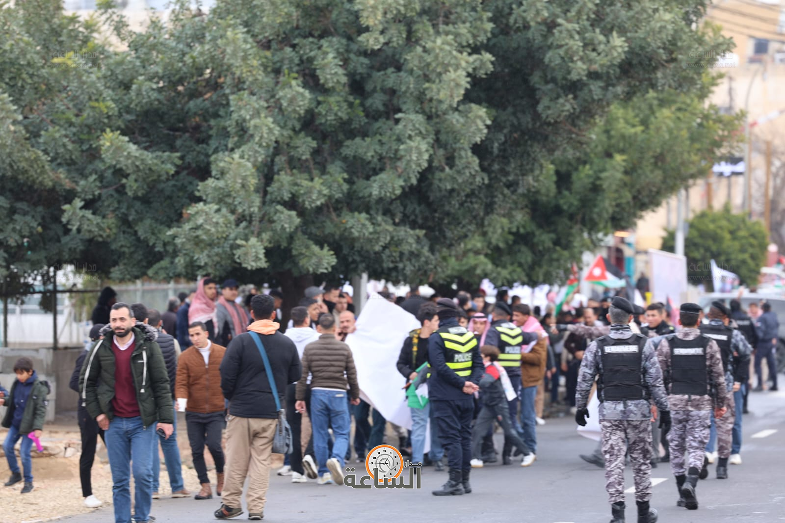 Madar Al-Saa Images 0.7822107452494476