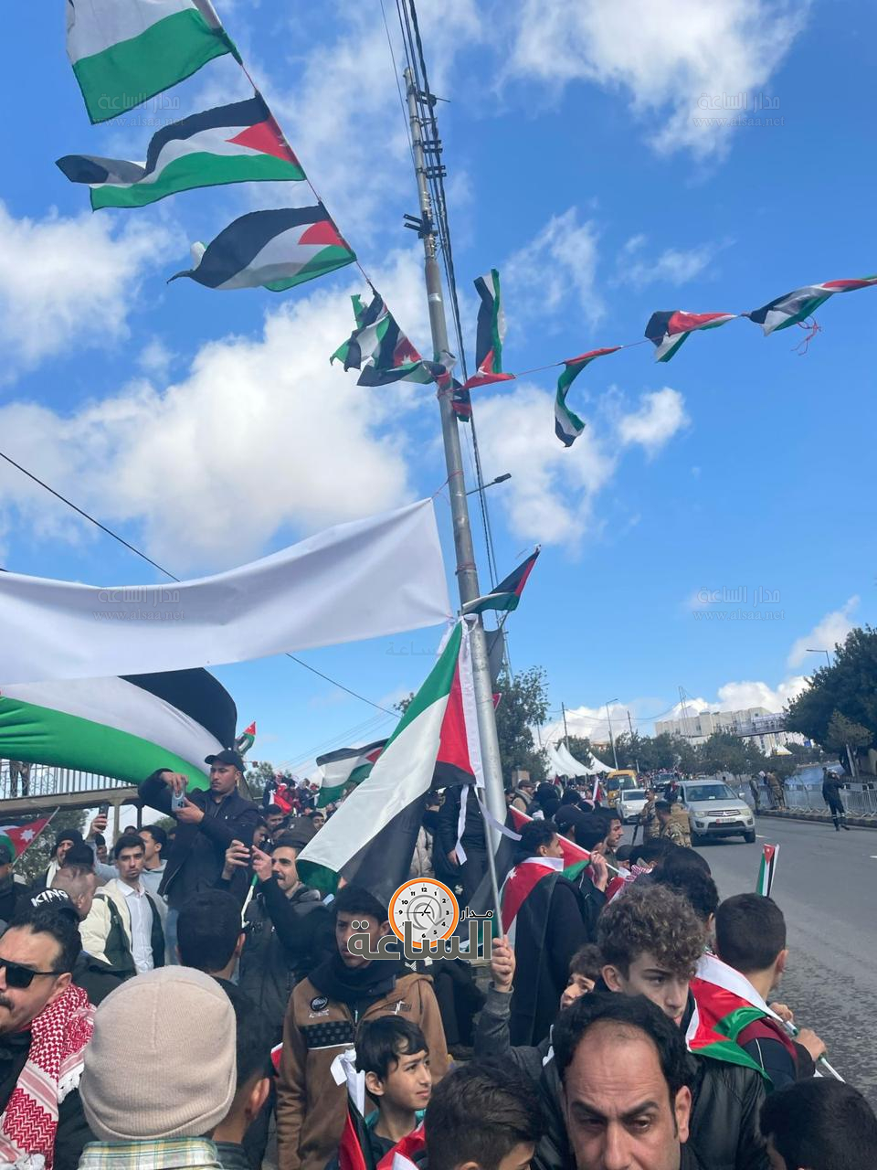 Madar Al-Saa Images 0.15247502436881266