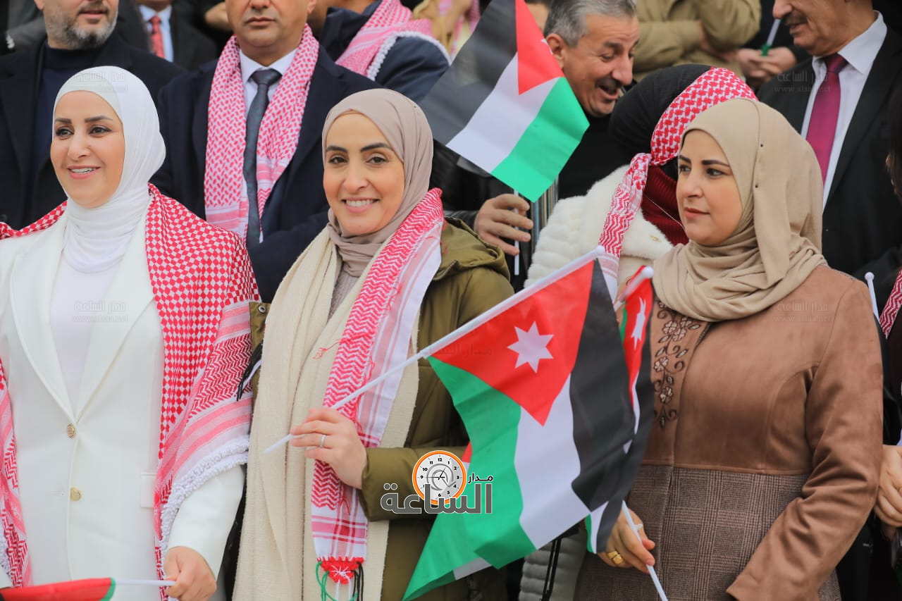 Madar Al-Saa Images 0.4295512210967627