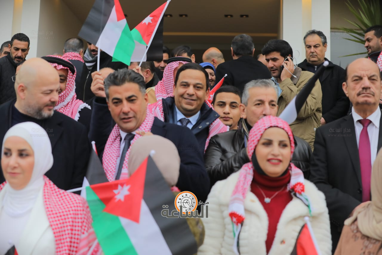 Madar Al-Saa Images 0.3765241256659957