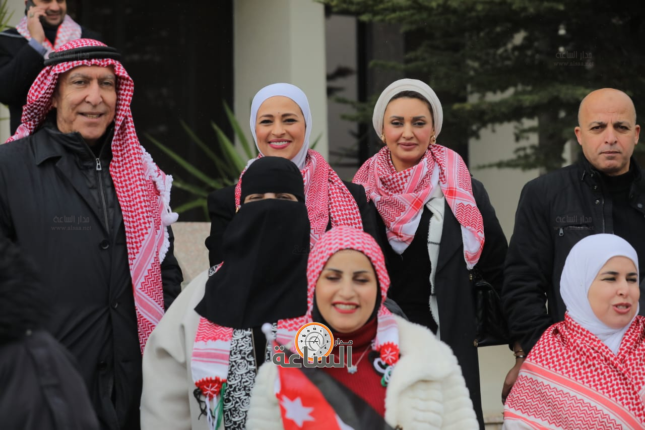 Madar Al-Saa Images 0.8345377516589962